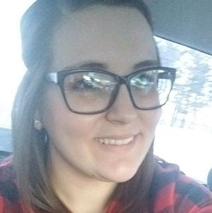 Meet your Posher, Nikki